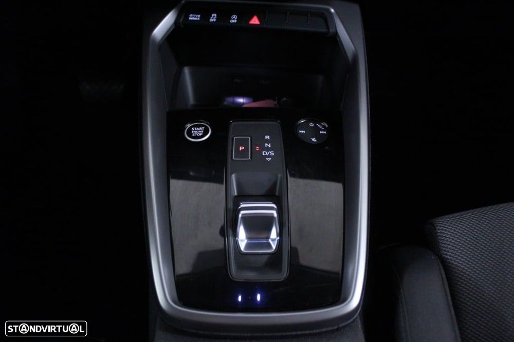 Audi A3 Sportback 30 TFSI Advanced S tronic - 35