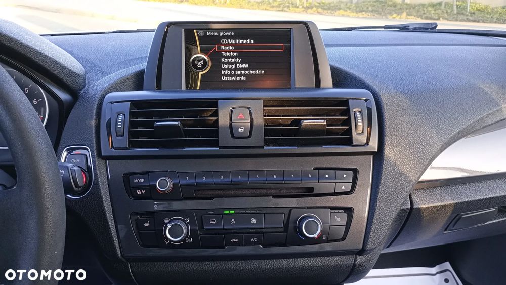 BMW Seria 1 114i Sport Line - 31