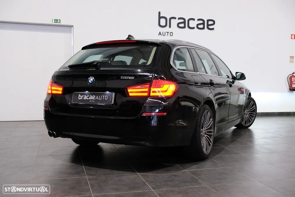 BMW 520 i Touring Aut. Luxury Line - 8