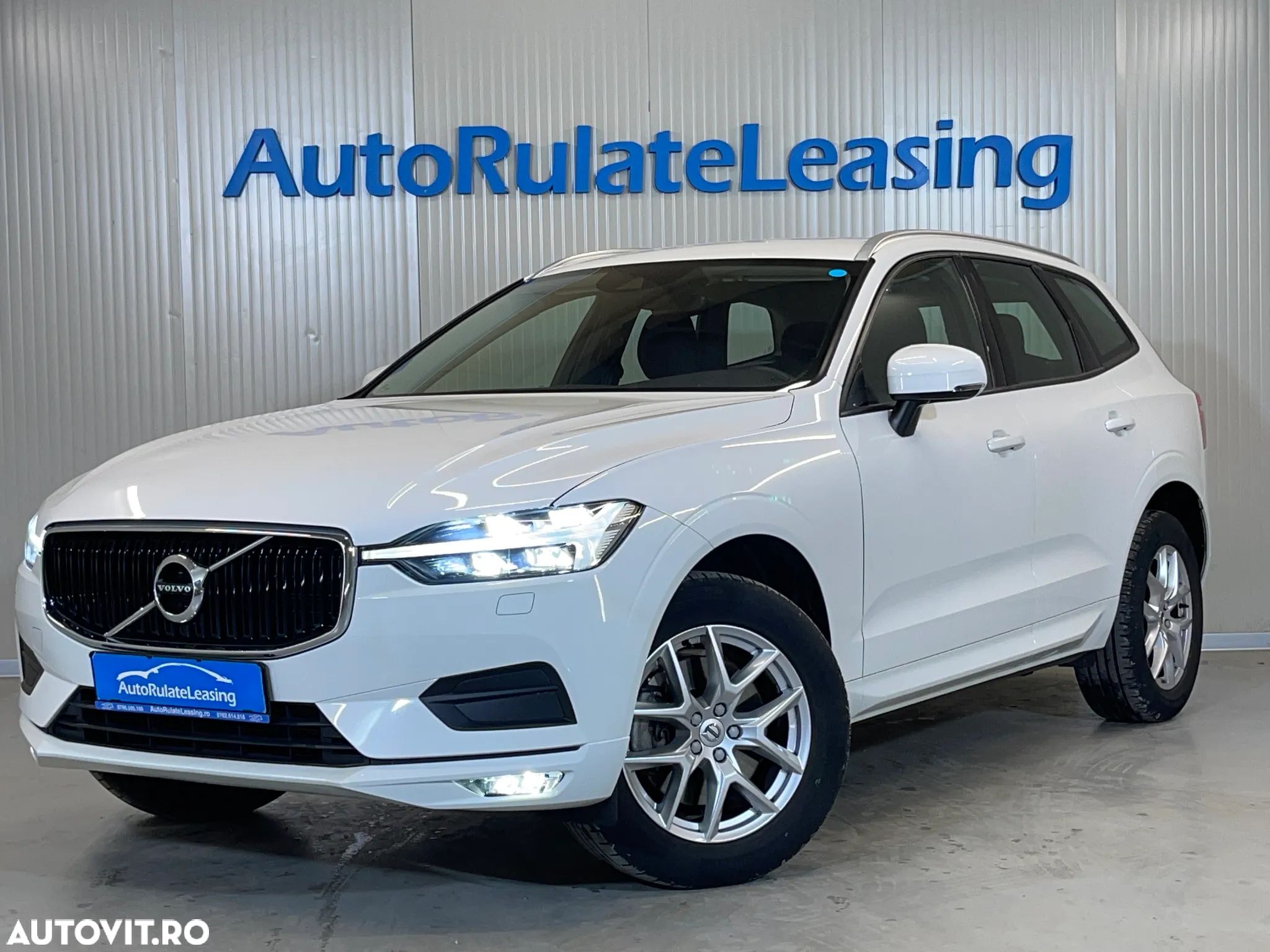 Volvo XC 60 B4 D AWD Geartronic Momentum - 1