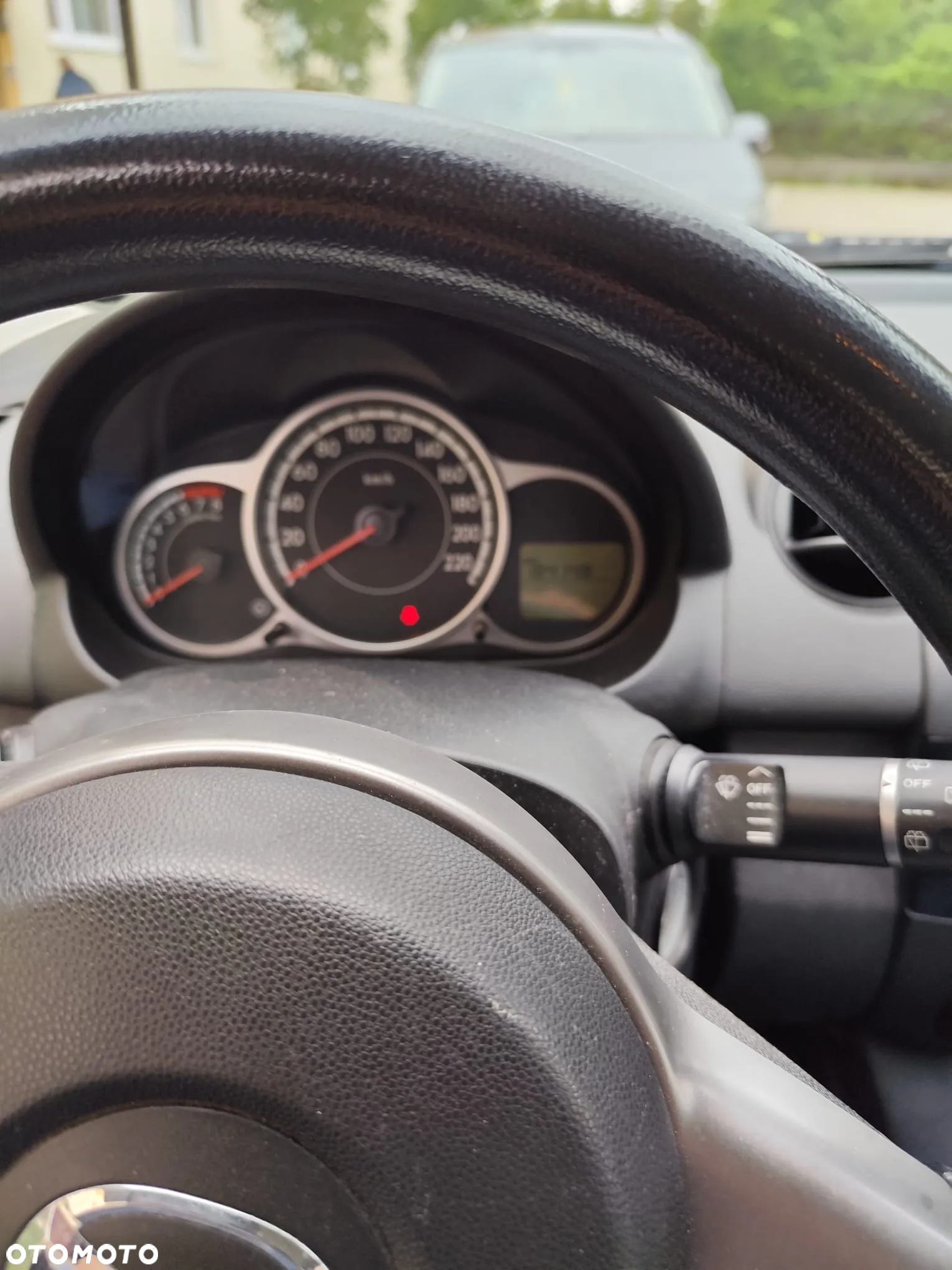 Mazda 2 - 7