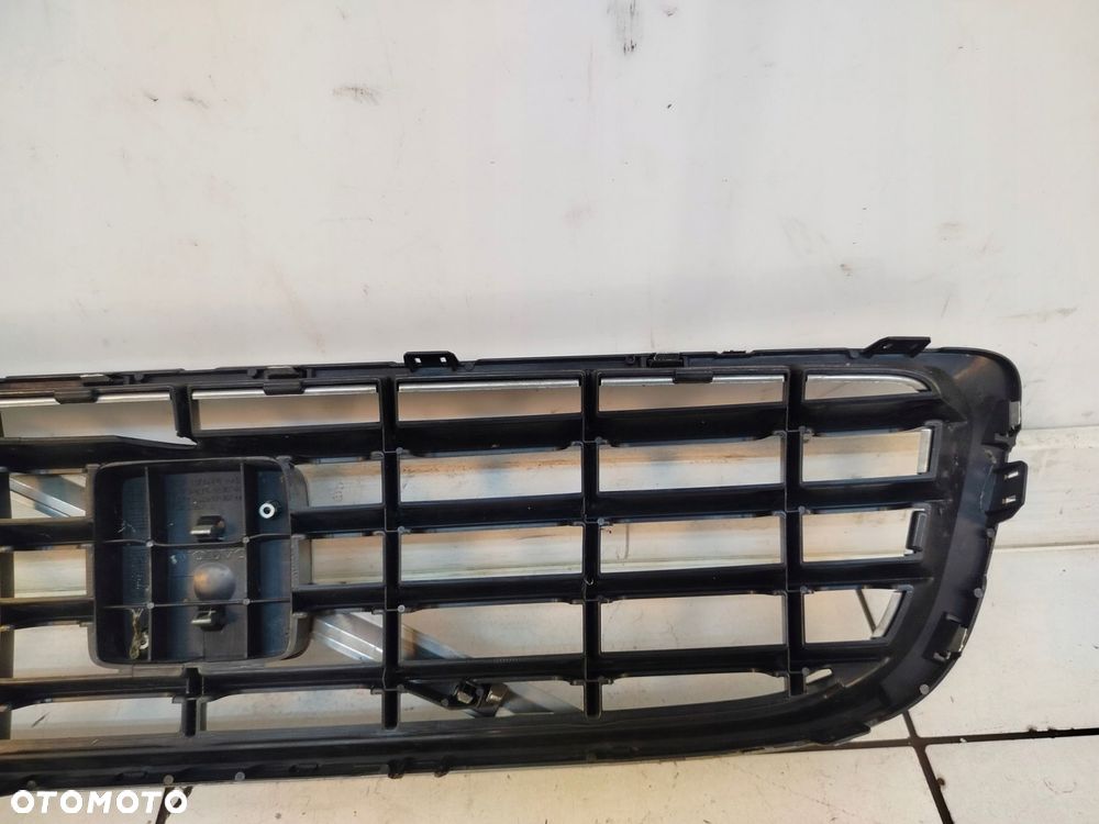 volvo s40 ii lift 07r- grill atrapa chłodnicy - 13
