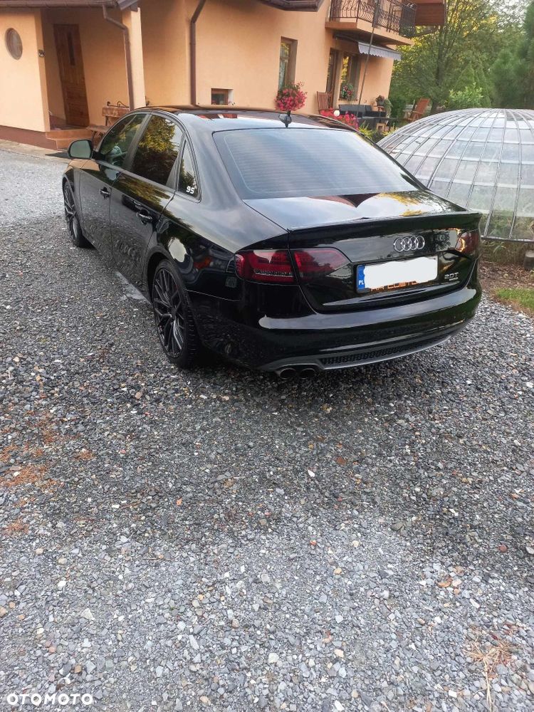 Audi A4 Limousine - 2