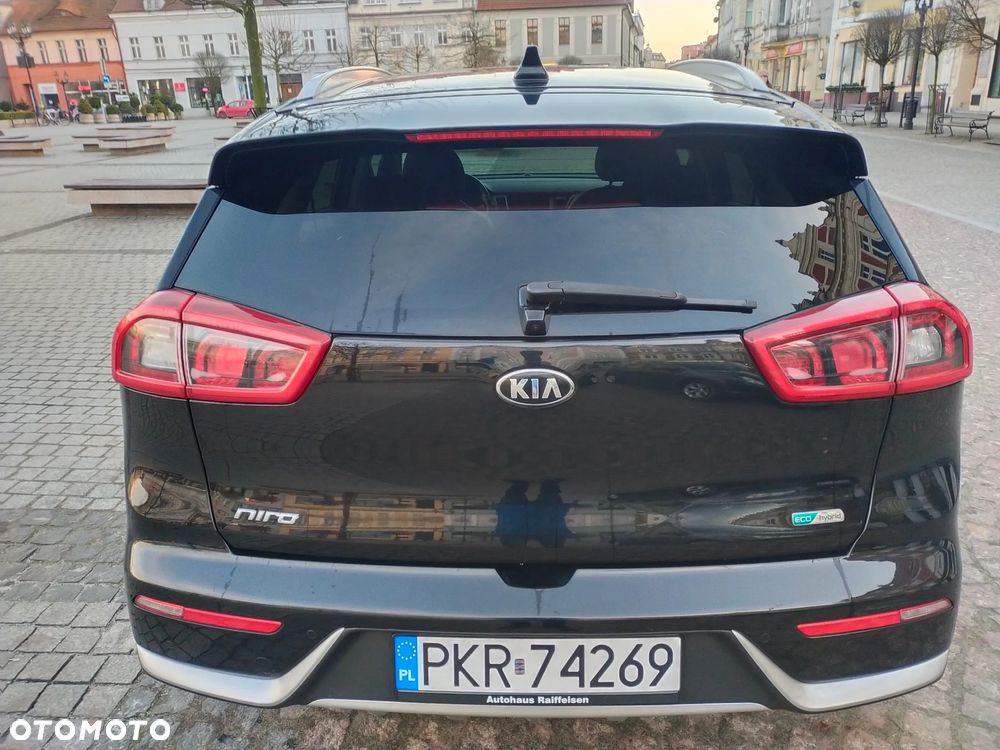Kia Niro 1.6 GDI Hybrid L Business Line - 3