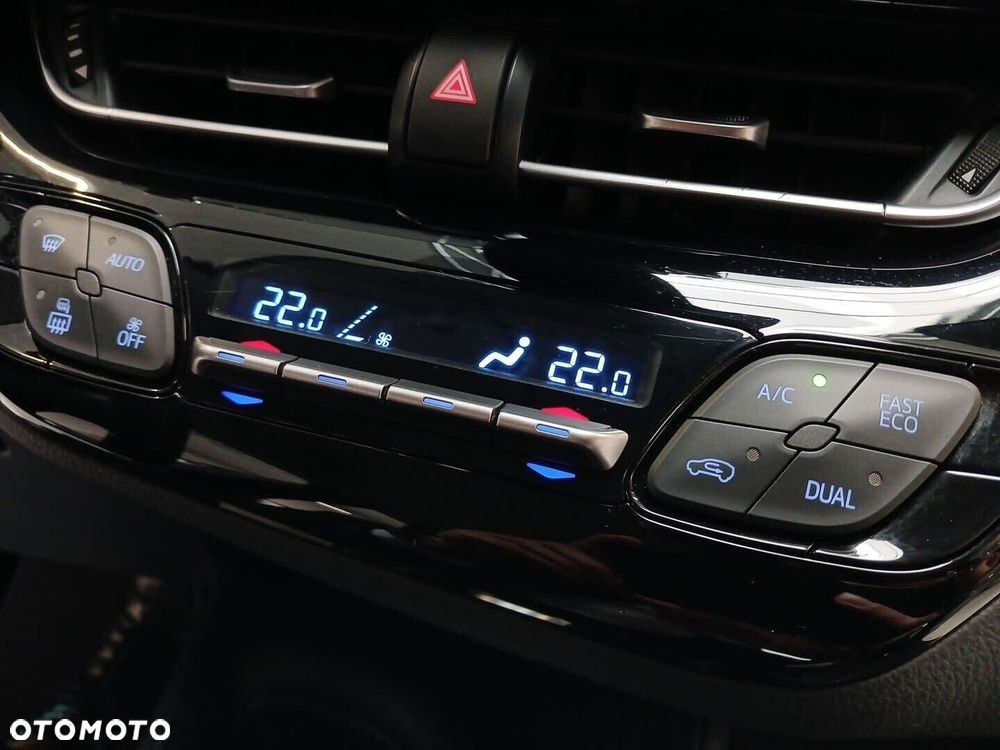 Toyota C-HR - 15