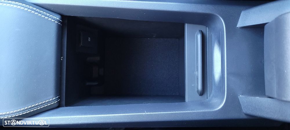 Ford Mustang Mach-E Standard - 41