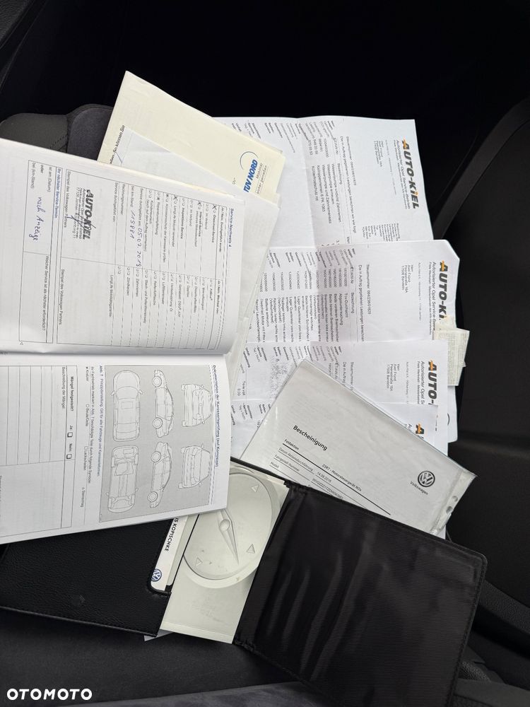 Volkswagen Touran 2.0 TDI DPF DSG Highline - 33