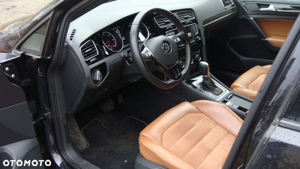 Volkswagen Golf VII 1.6 TDI BMT Highline DSG - 9