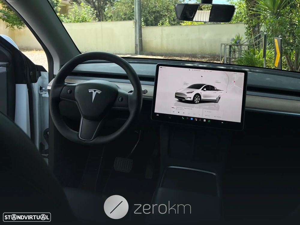 Tesla Model Y RWD - 5