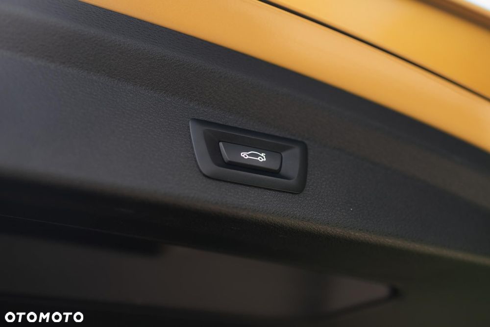 BMW X2 sDrive18i GPF Advantage - 35