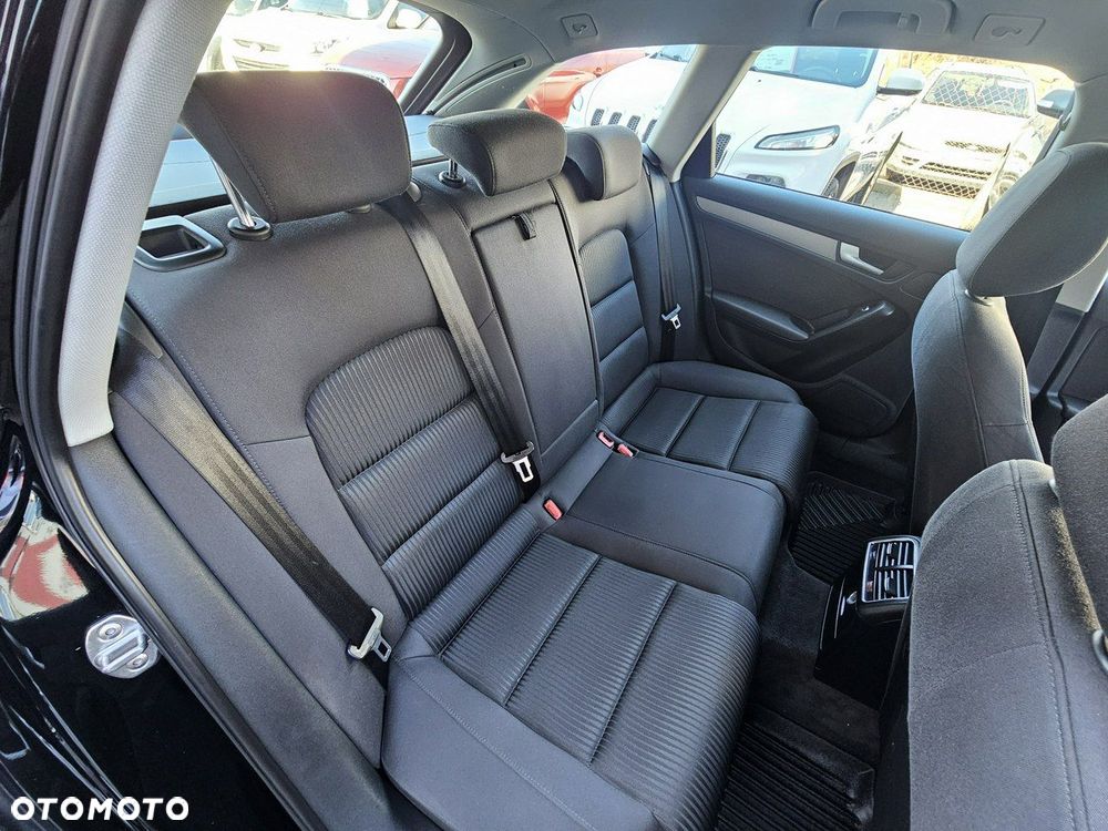 Audi A4 Avant 2.0 TDI 116g DPF Ambiente - 13