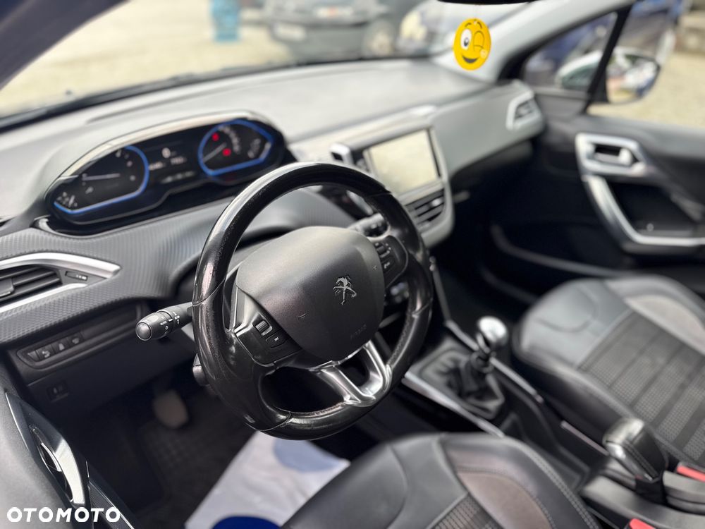 Peugeot 2008 1.6 BlueHDi Allure - 9
