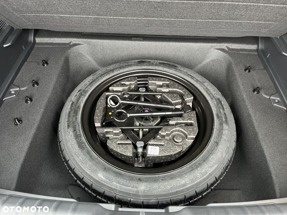 Kia Niro 1.6 GDI Hybrid M - 18