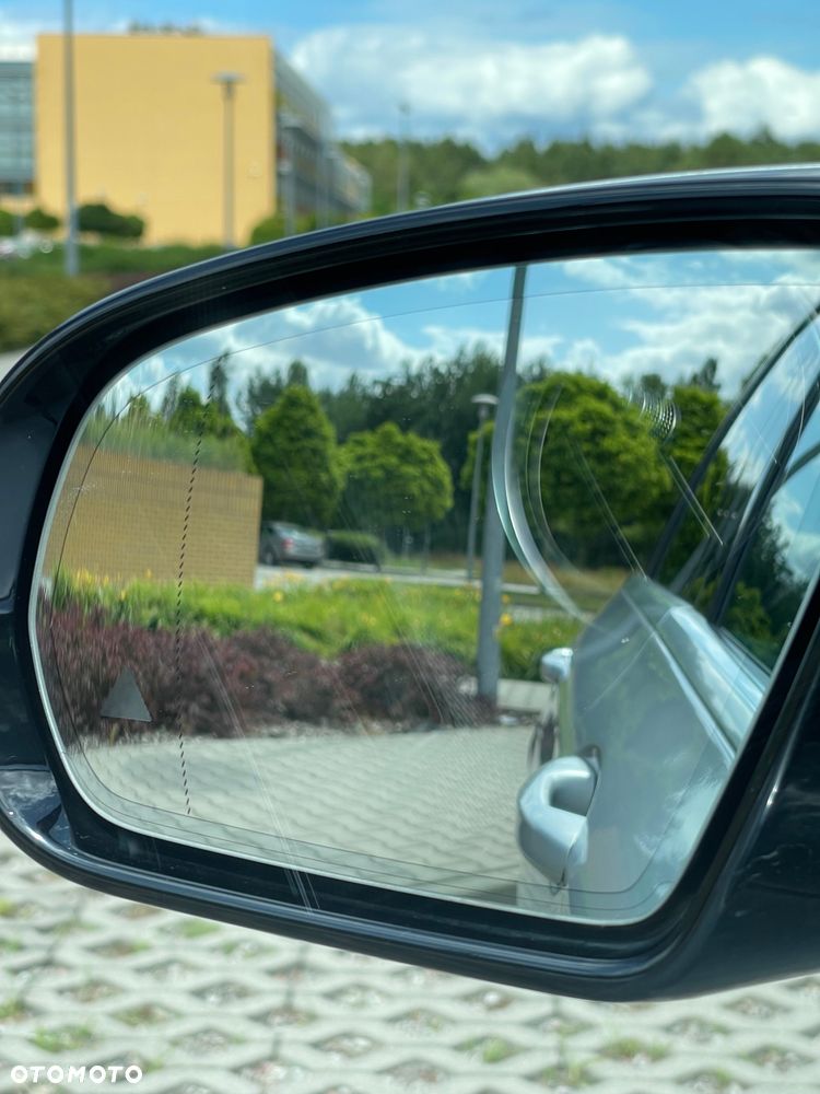 Mercedes-Benz Klasa E 220 d 9G-TRONIC Avantgarde - 17