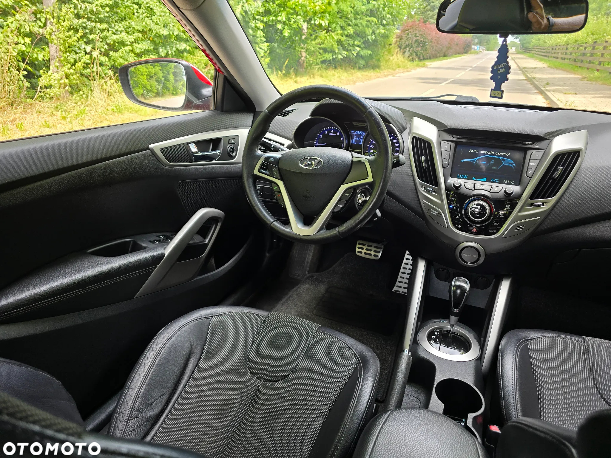 Hyundai Veloster 1.6 GDI Premium - 6