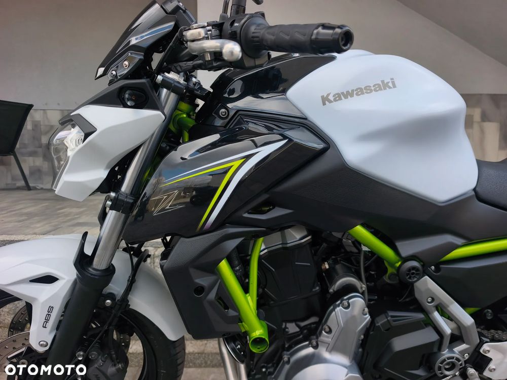 Kawasaki Z 650 - 6
