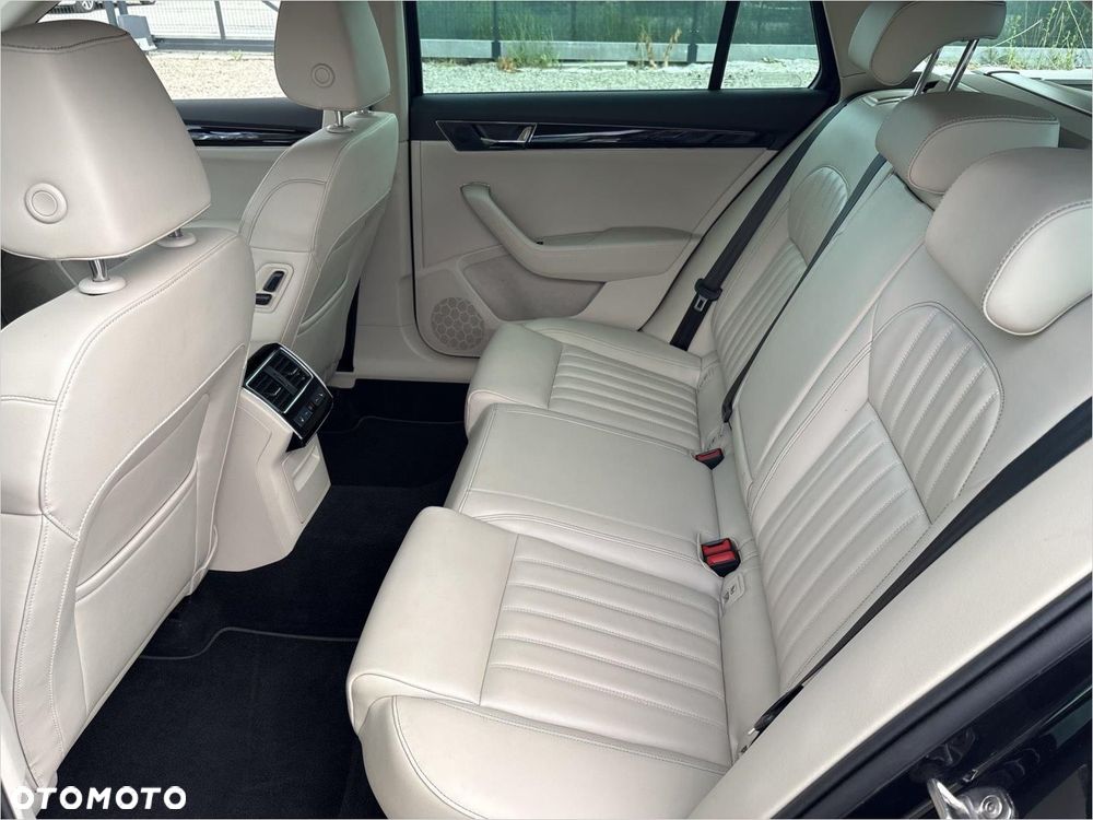 Skoda Superb 2.0 TSI L&K DSG - 11