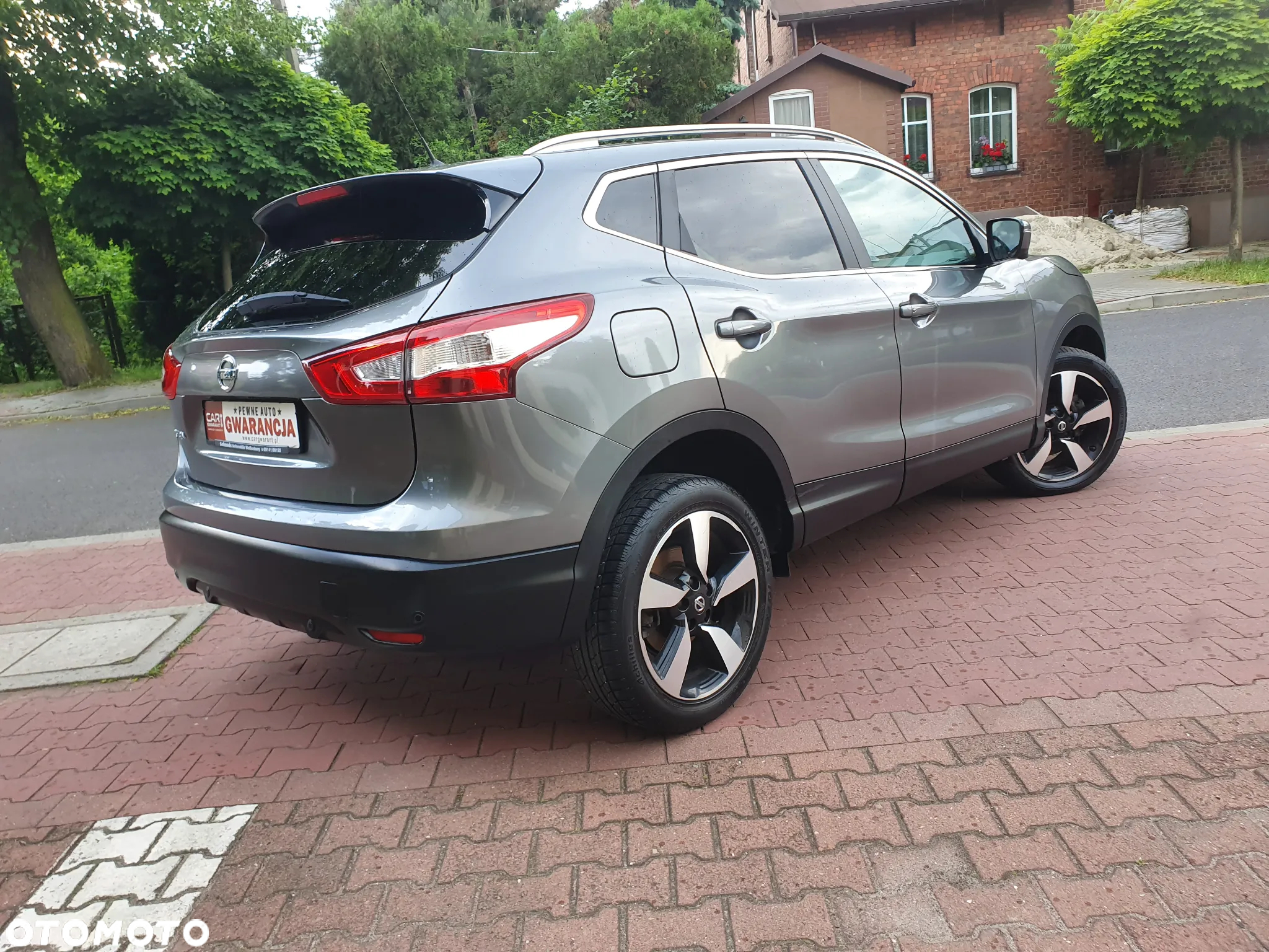 Nissan Qashqai 1.6 DIG-T N-Connecta - 8