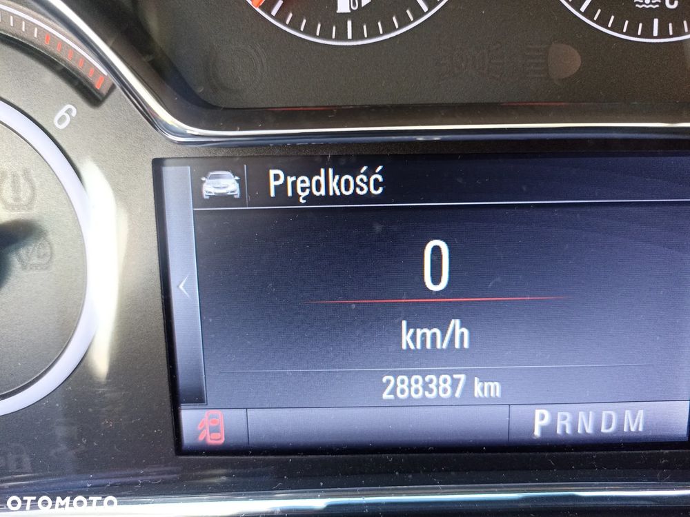 Opel Insignia - 23