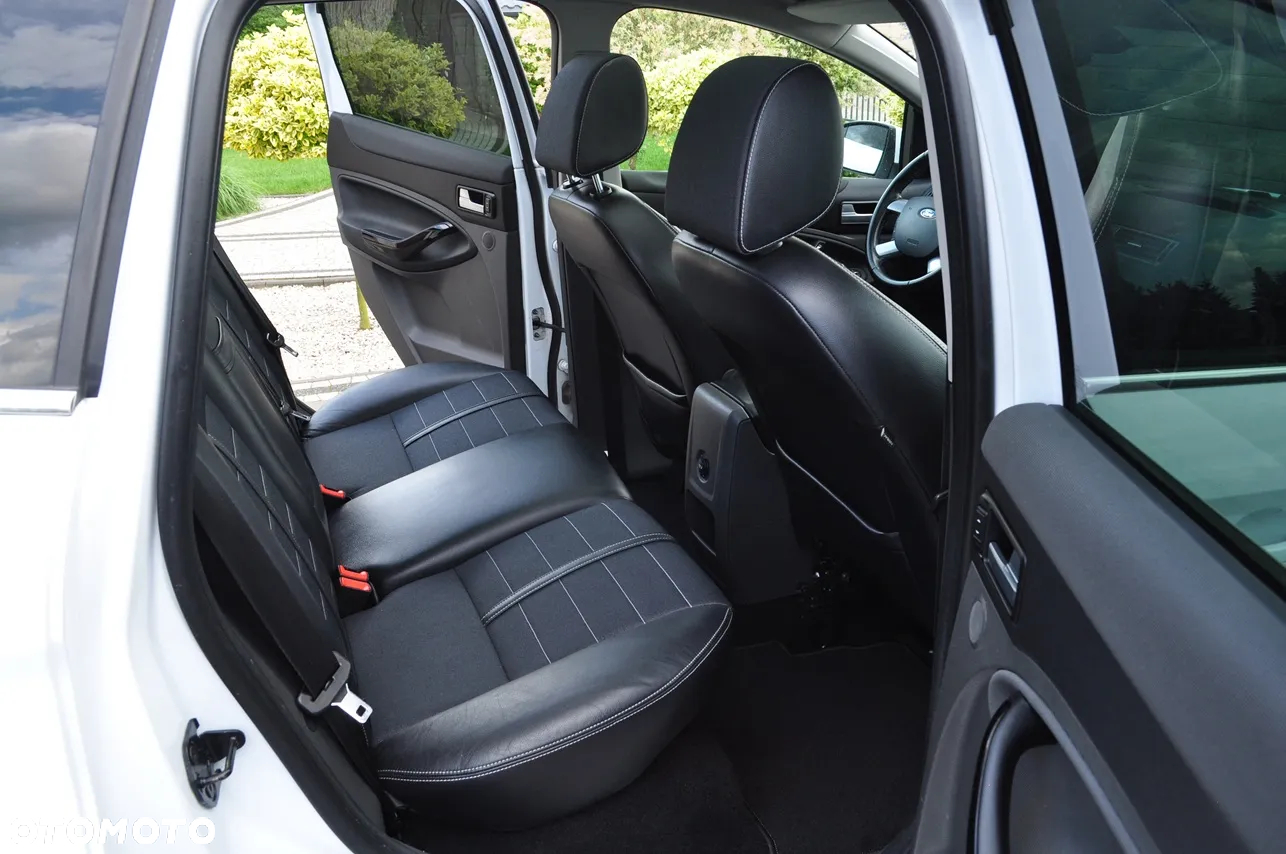 Ford Kuga - 7