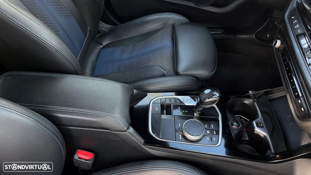 BMW 118 d Pack M Auto - 10