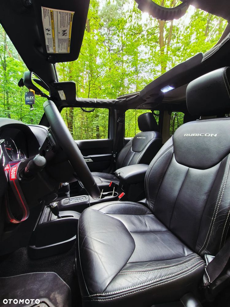 Jeep Wrangler 3.6 Unlim Rubicon - 11