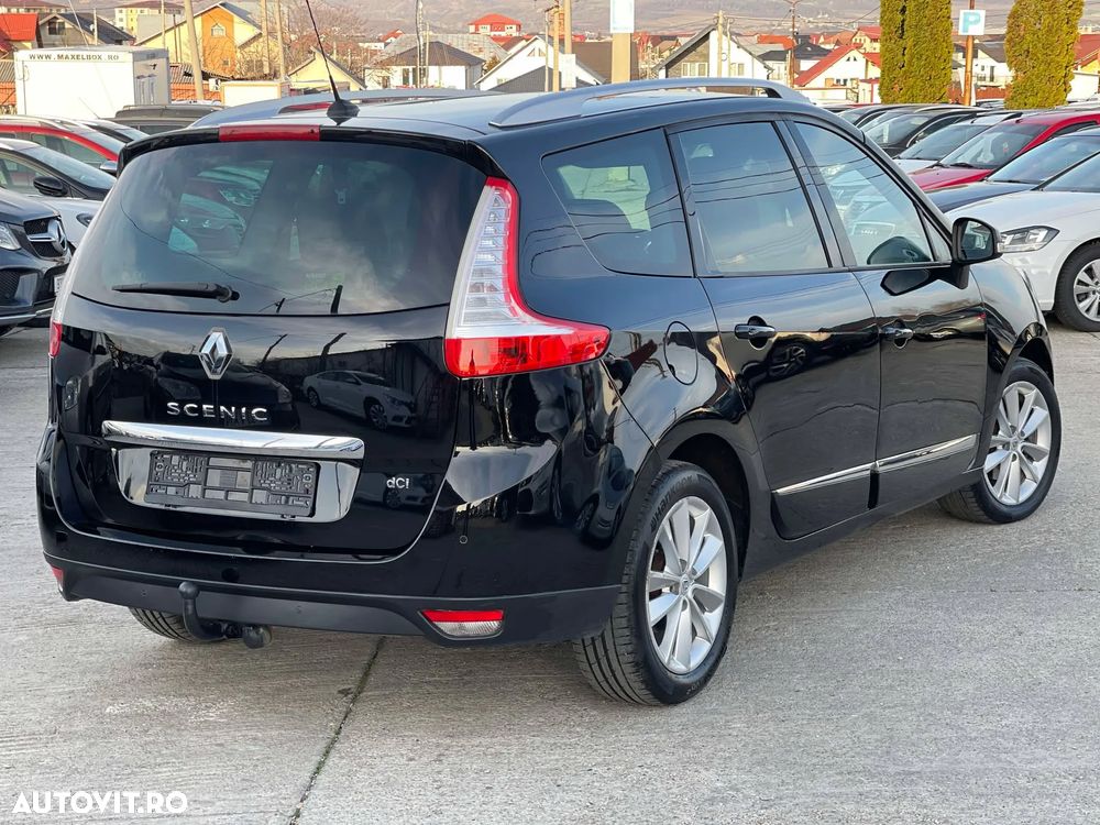 Renault Scenic ENERGY dCi 130 S&S Bose Edition - 9