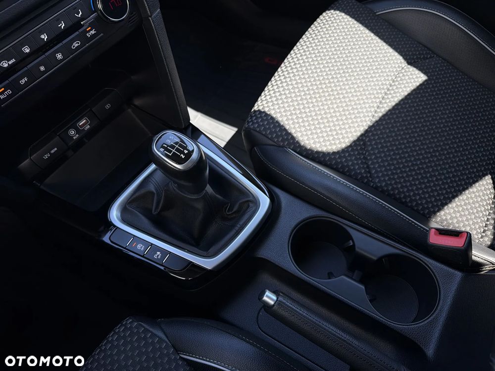 Kia Ceed 1.4 T-GDI L - 16