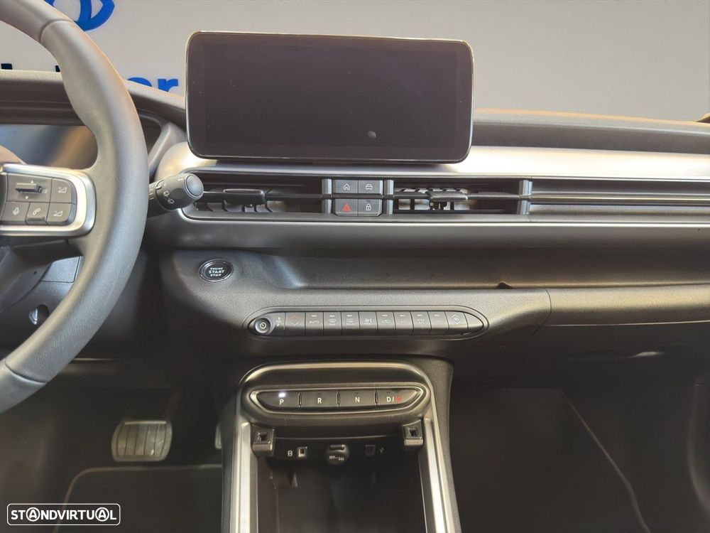 Jeep Avenger 1.2 e-Hybrid Longitude DCT - 19