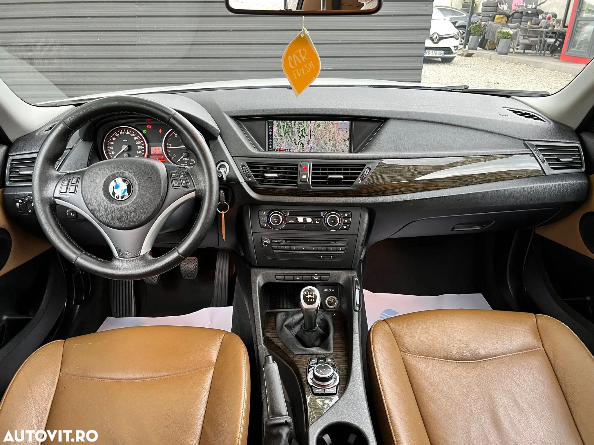 BMW X1 sDrive18d xLine - 1