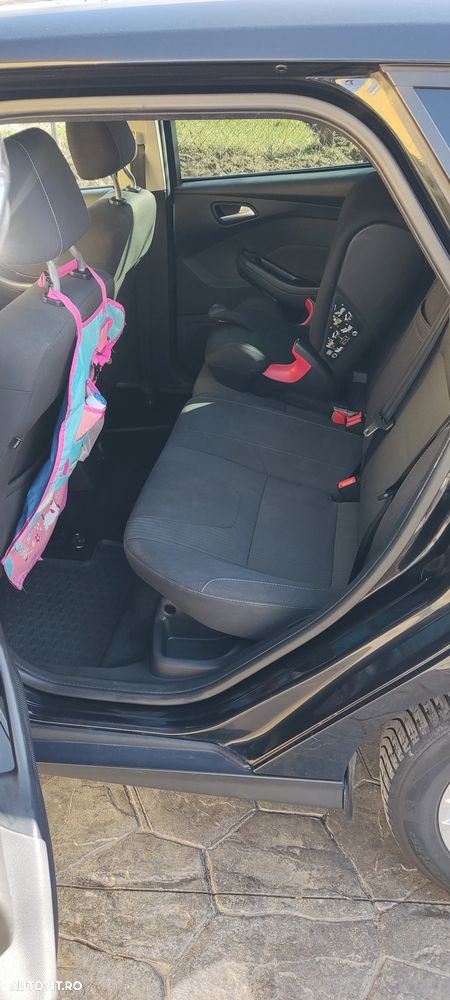 Ford Focus ver-1-6-tdci-dpf-titanium - 11