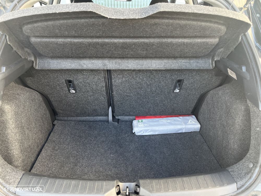 Nissan Micra 1.5 dCi Tekna - 16