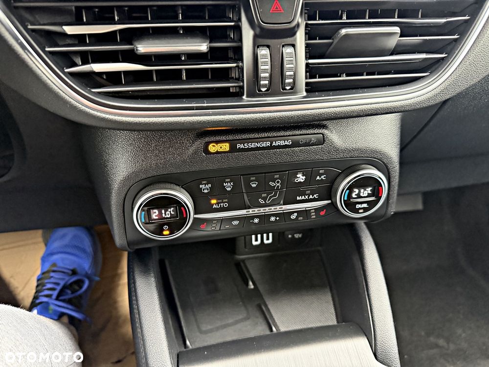 Ford Kuga 2.5 Duratec PHEV TITANIUM - 33