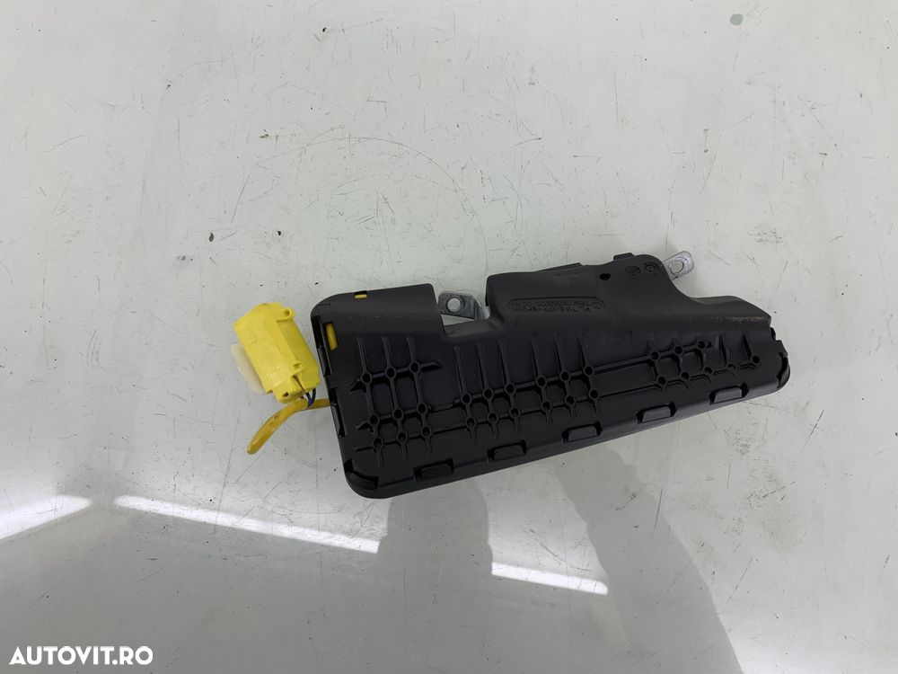Dezmembrez Airbag bancheta spate stanga de pe VW GOLF 5 2004-2008 - 4
