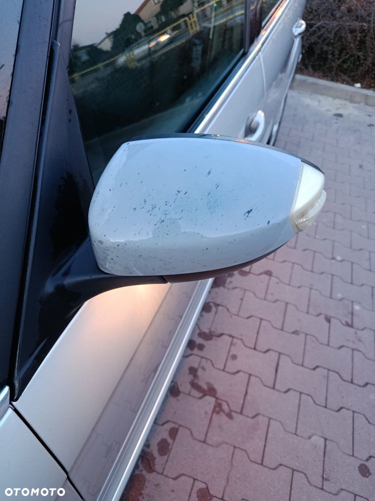 Ford Galaxy 2.0 TDCi Ghia - 9