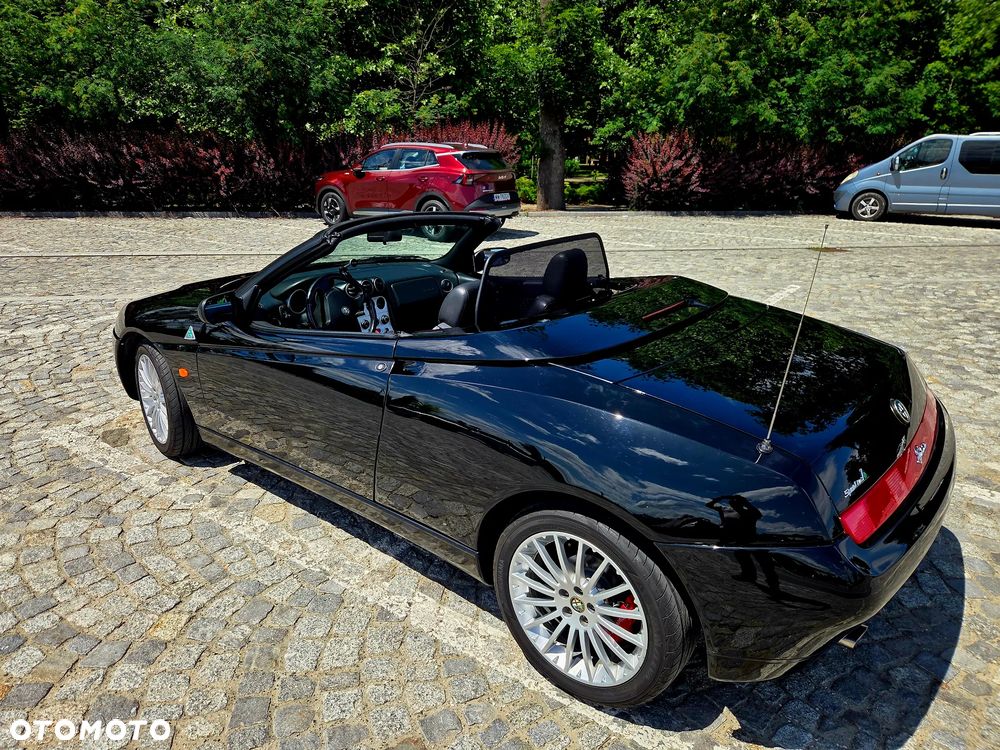 Alfa Romeo Spider - 3