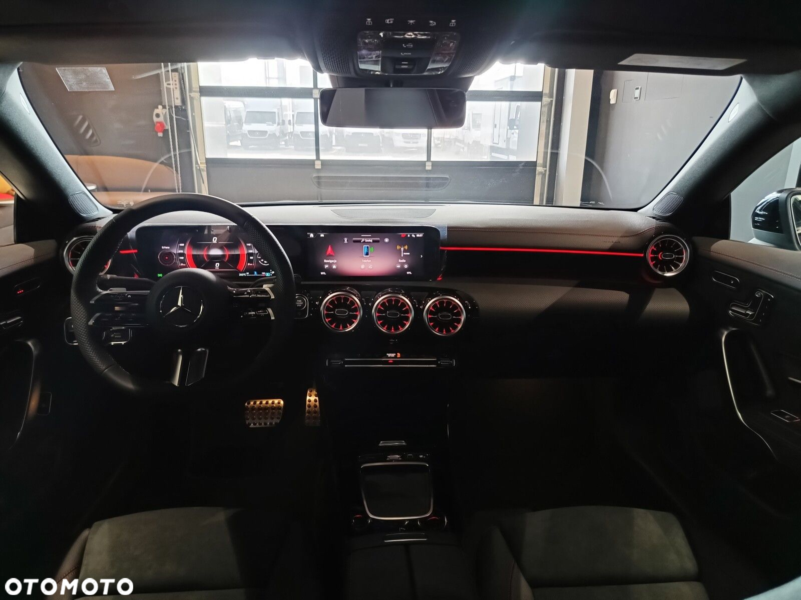 Mercedes-Benz CLA - 11