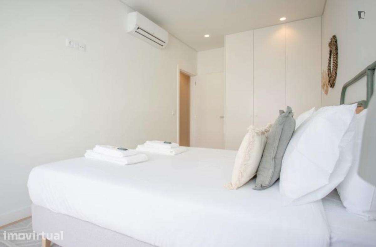 Apartamento com 1 quartos - localizado em Santo Ildefonso Porto - Grande imagem: 4/13