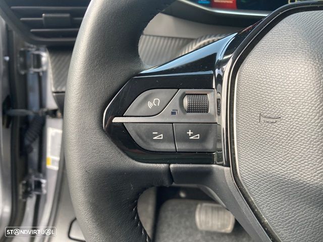 Peugeot e-2008 50 kWh Allure Pack - 18
