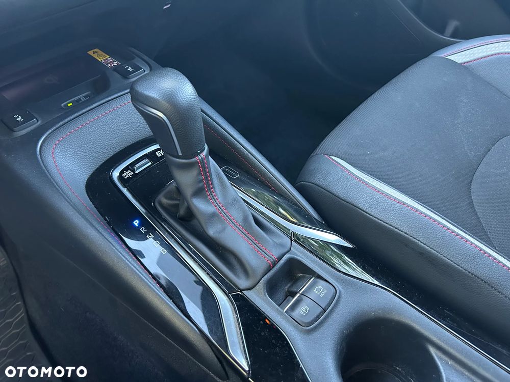 Toyota Corolla 1.8 Hybrid GR Sport - 24