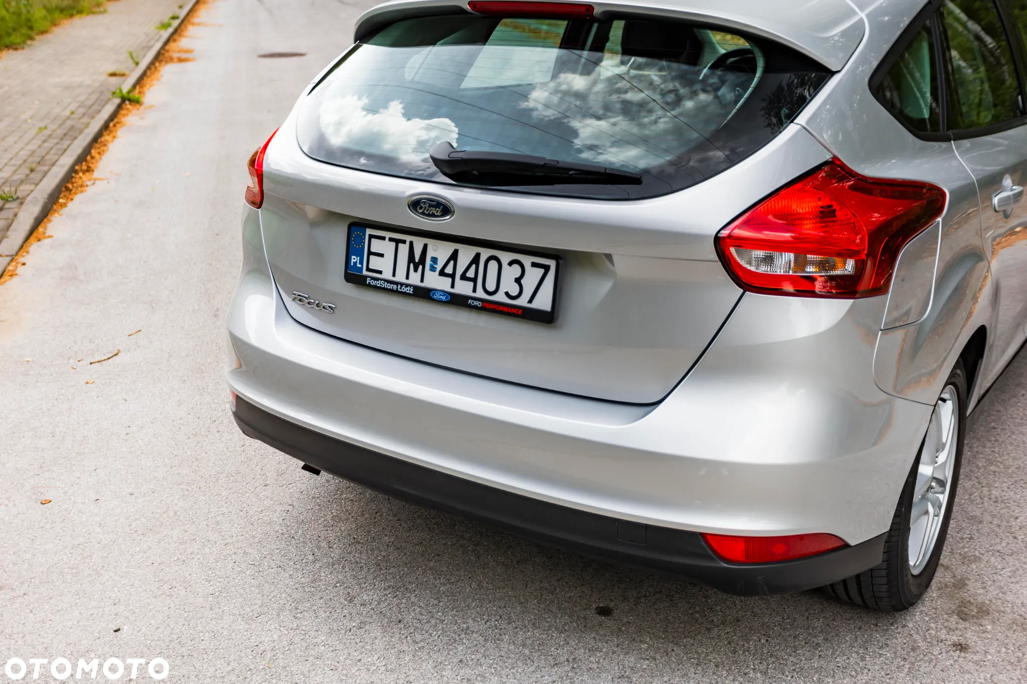 Ford Focus 1.6 Edition - 11