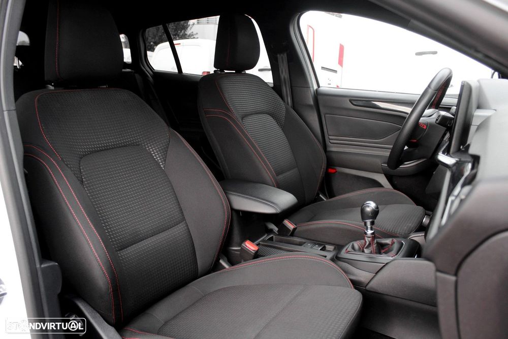 Ford Focus SW 1.5 TDCi EcoBlue ST-Line - 23