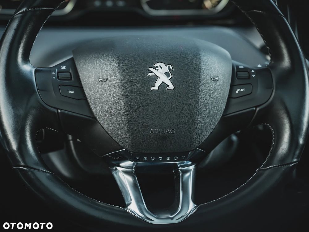 Peugeot 2008 PureTech 110 Stop&Start Allure - 20