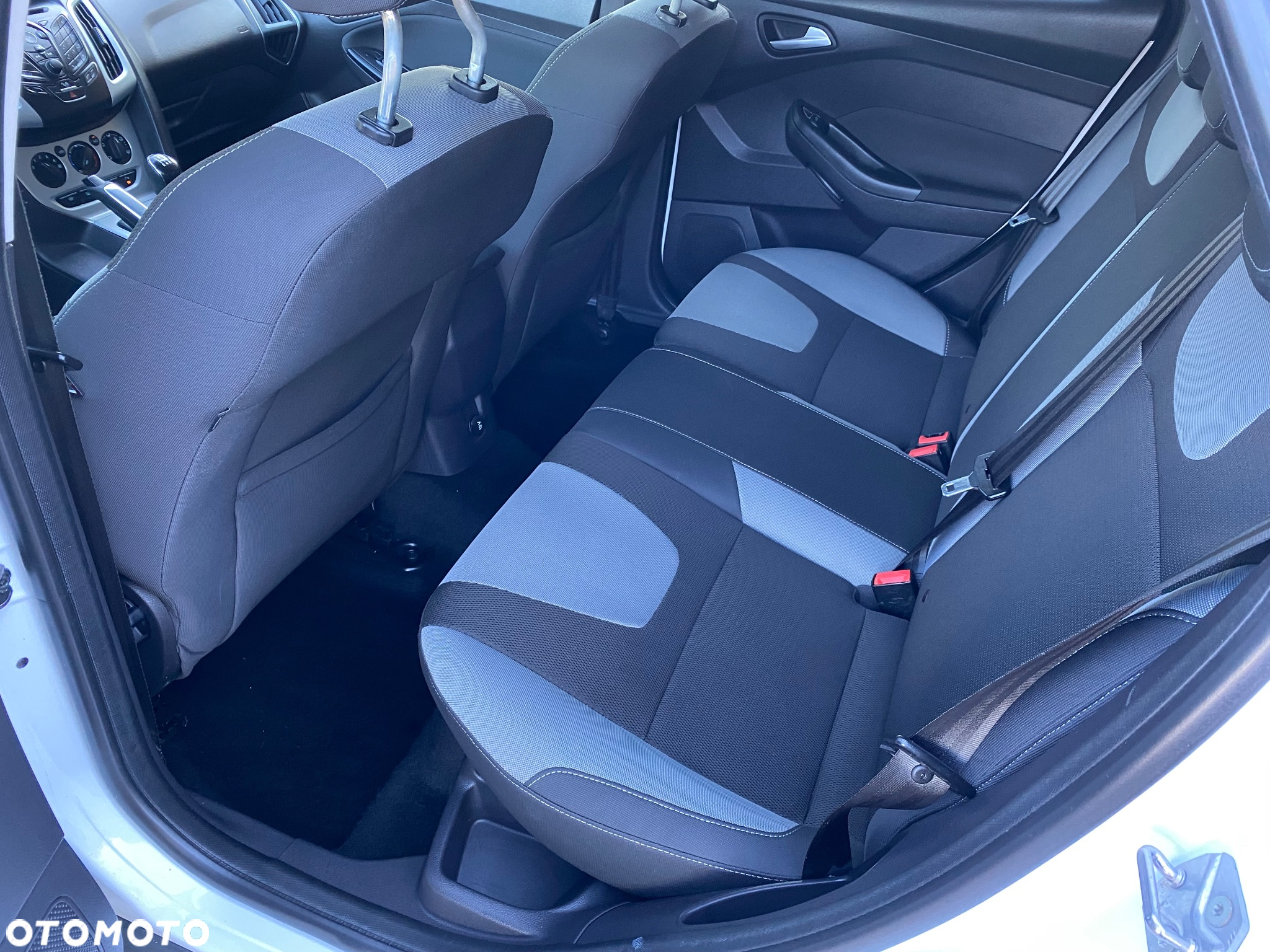 Ford Focus 1.6 TI-VCT Champions Edition - 6