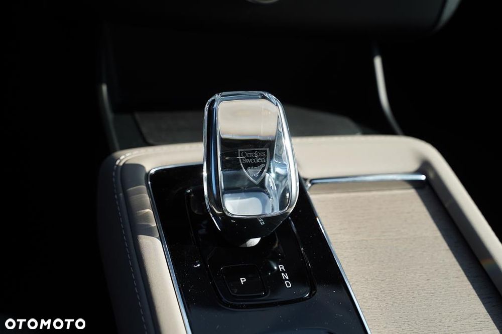 Volvo XC 90 B5 B AWD Ultra Bright 7os - 24