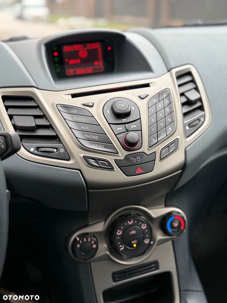 Ford Fiesta 1.4 Gold X - 19