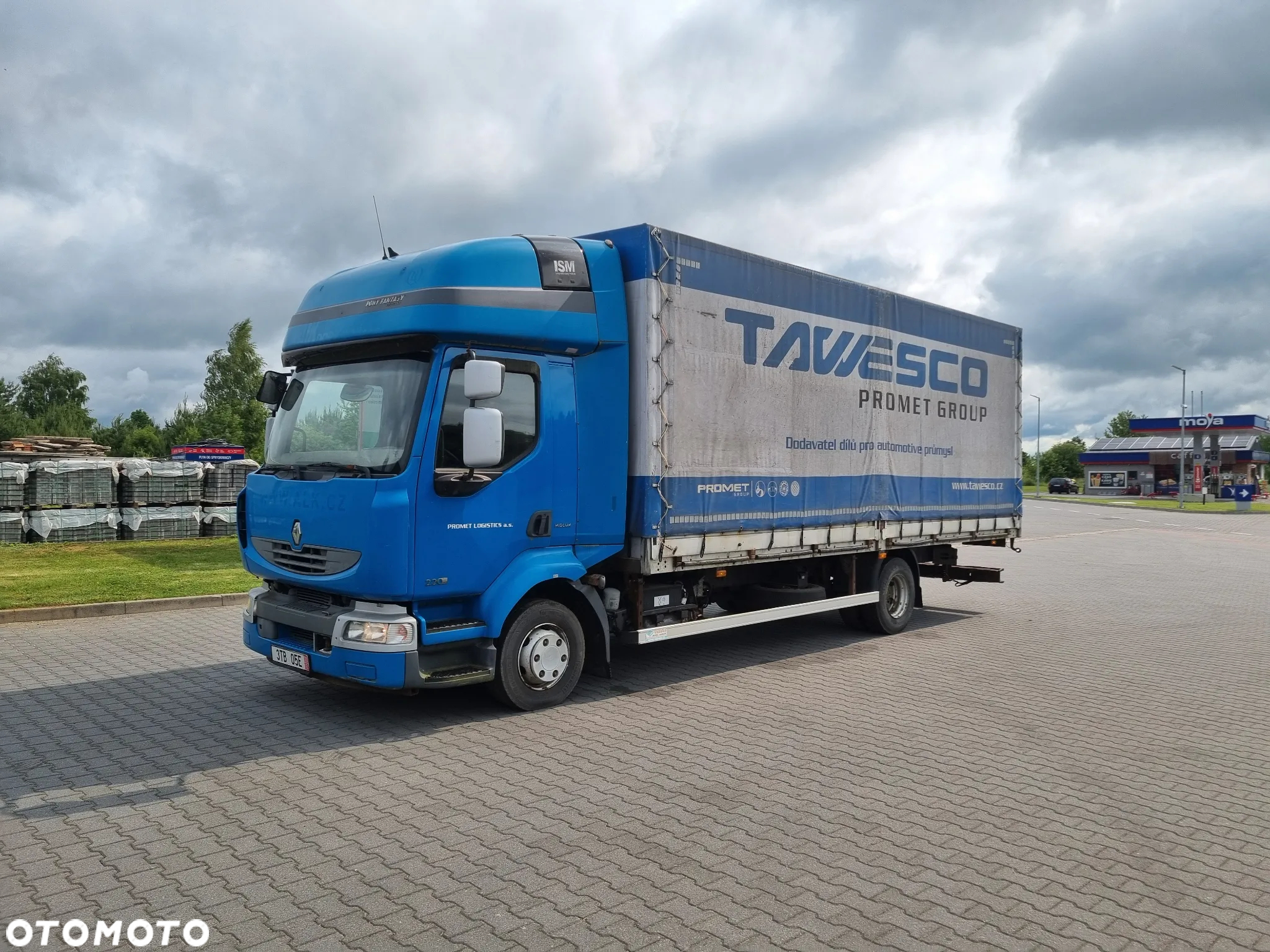 Renault MIDLUM 220 - 2