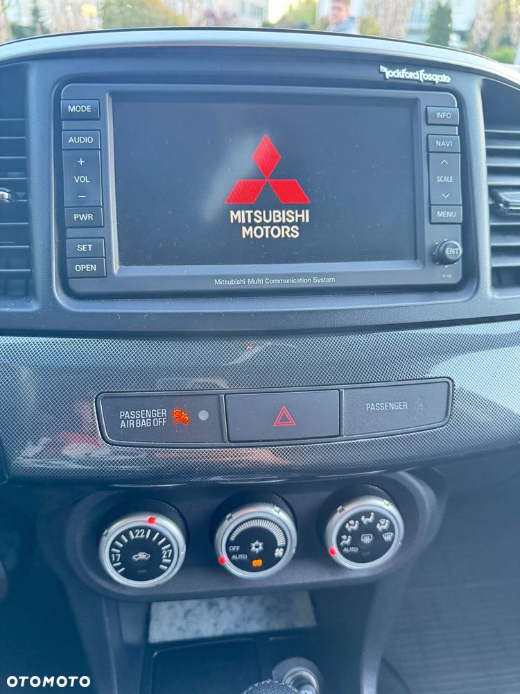 Mitsubishi Lancer 1.8 CVT Instyle - 28