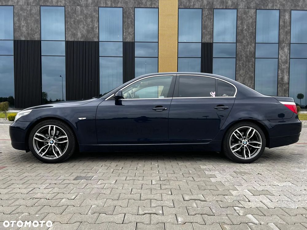 BMW Seria 5 520d Edition Exclusive - 1