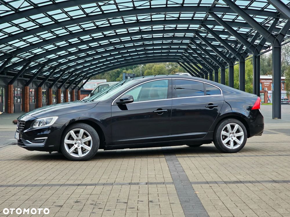 Volvo S60 T3 Summum - 2